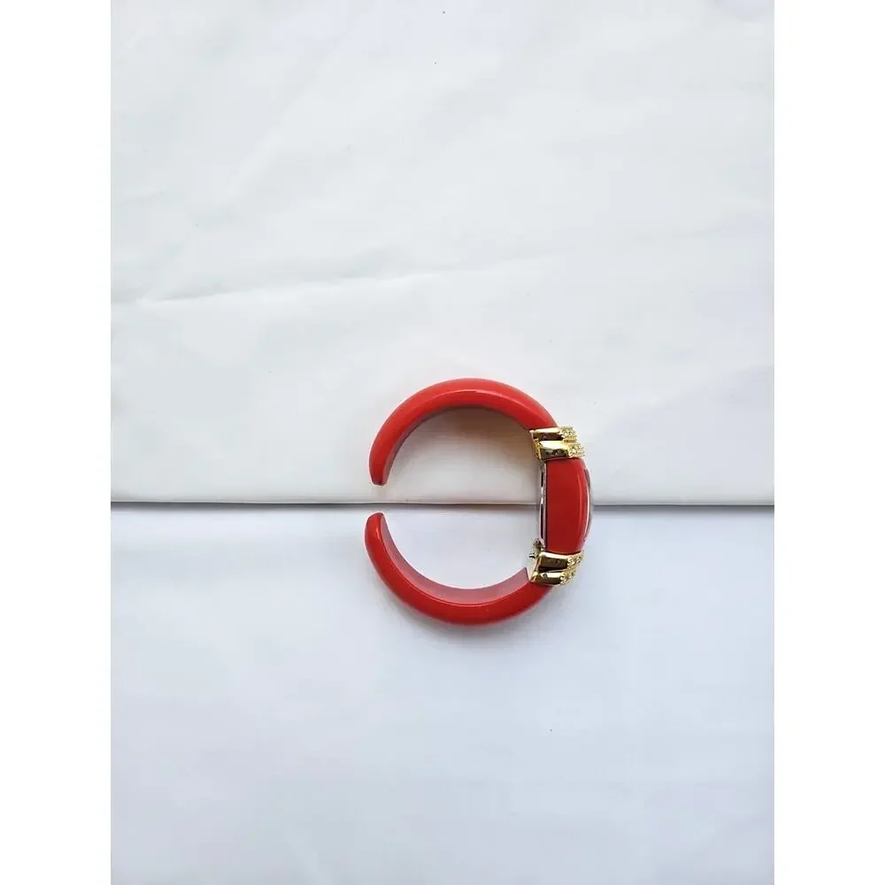 Gruen Womens Wrist Watch Red Hard Bracelet Band Gold Details White Face Quartz